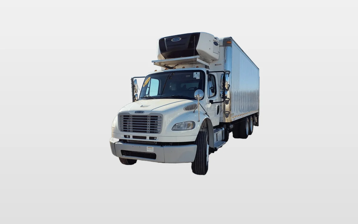 2018 Freightliner M2 106 - image 1