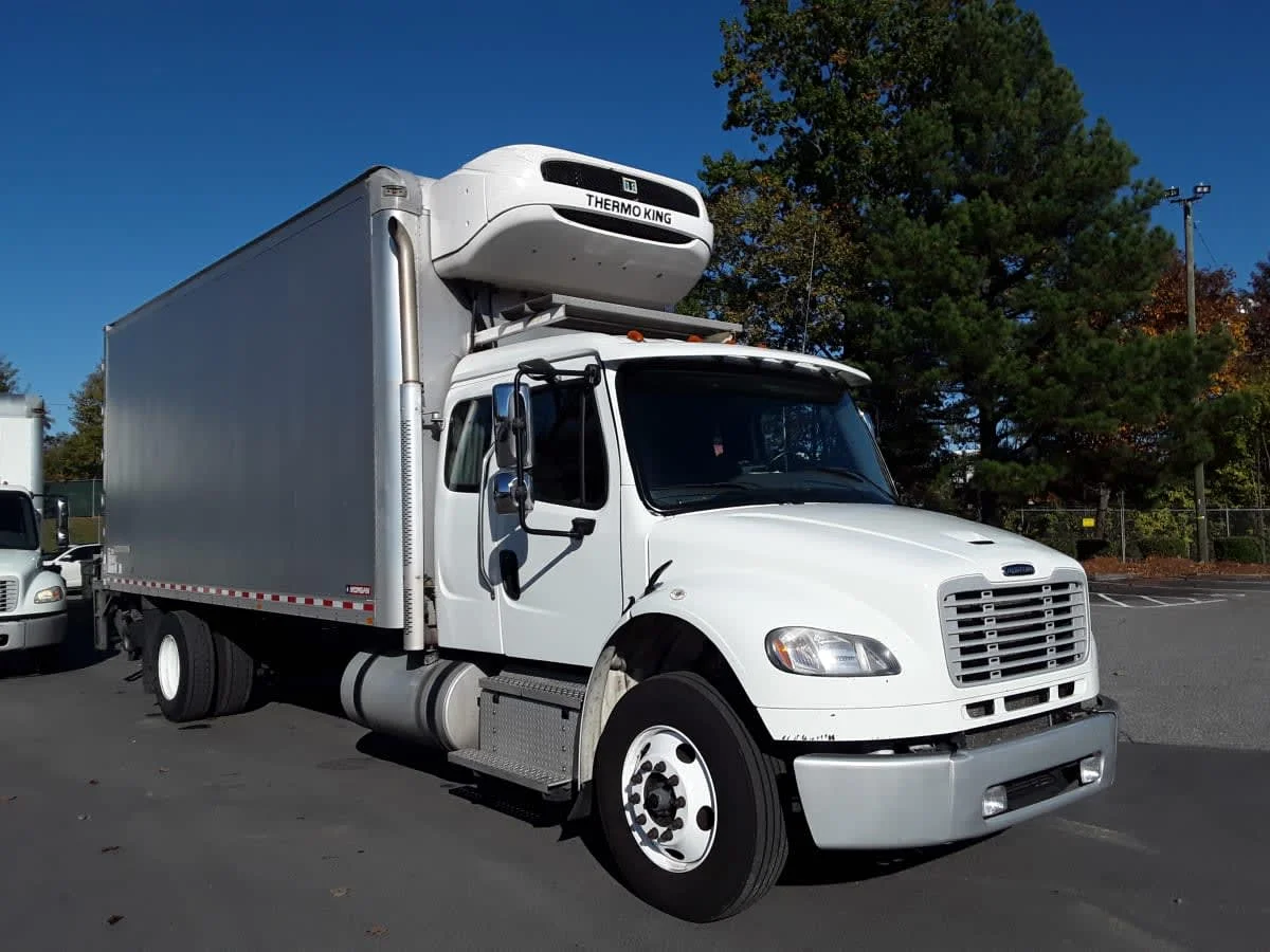 2021 Freightliner M2 106 - image 2