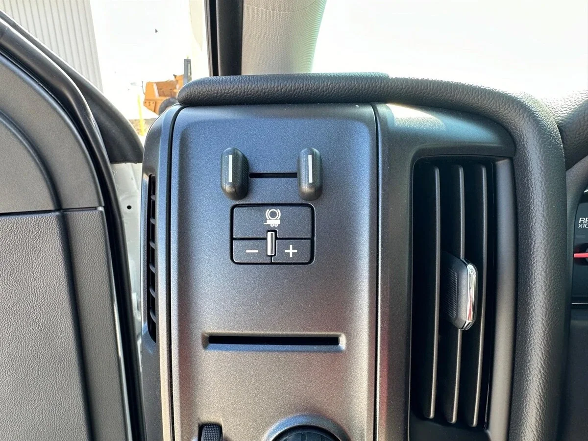 2023 International CV - image 7