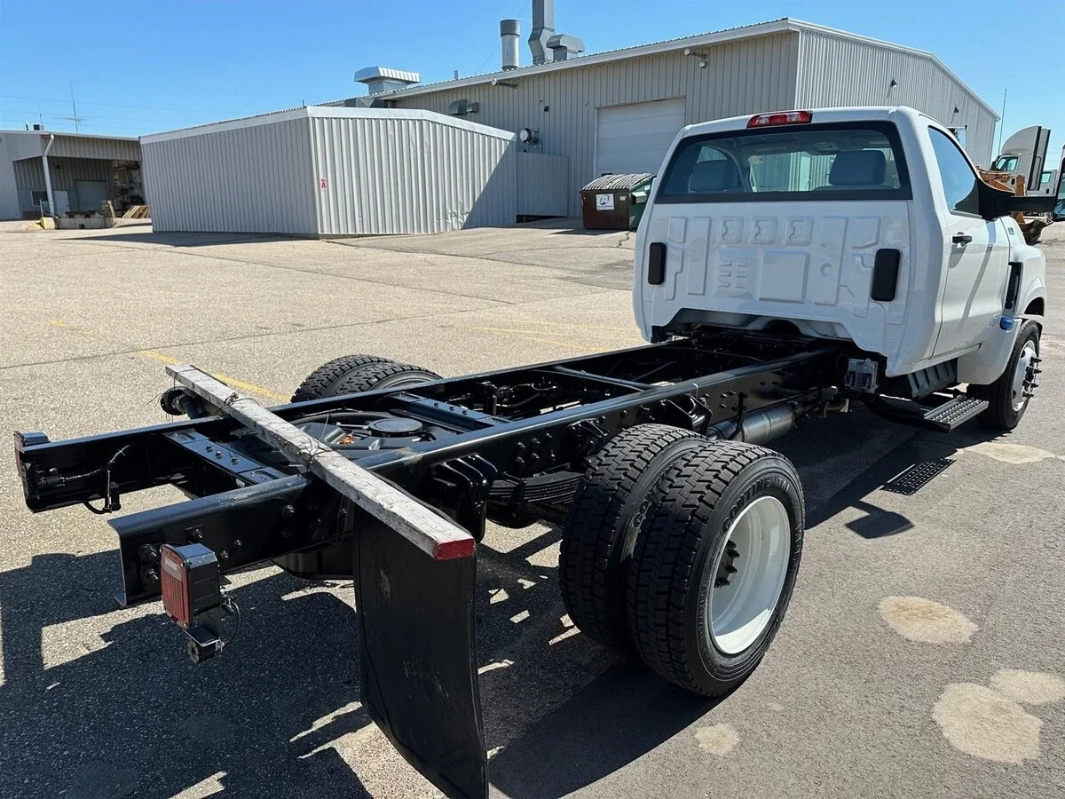 2023 International CV - image 4