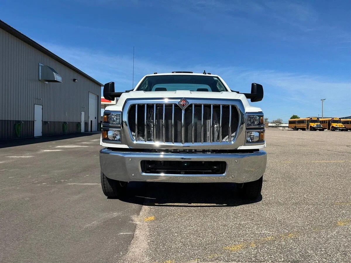 2023 International CV - image 3