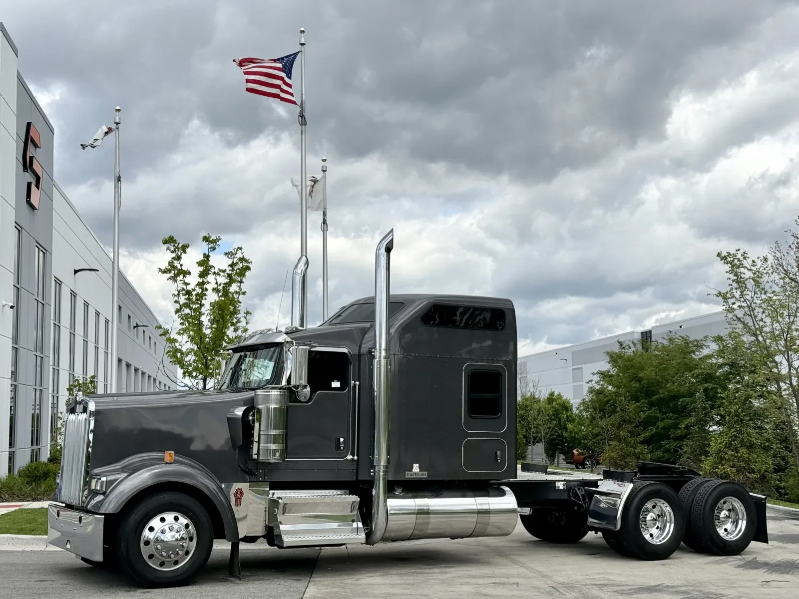 2019 Kenworth W900 in New Lenox, IL