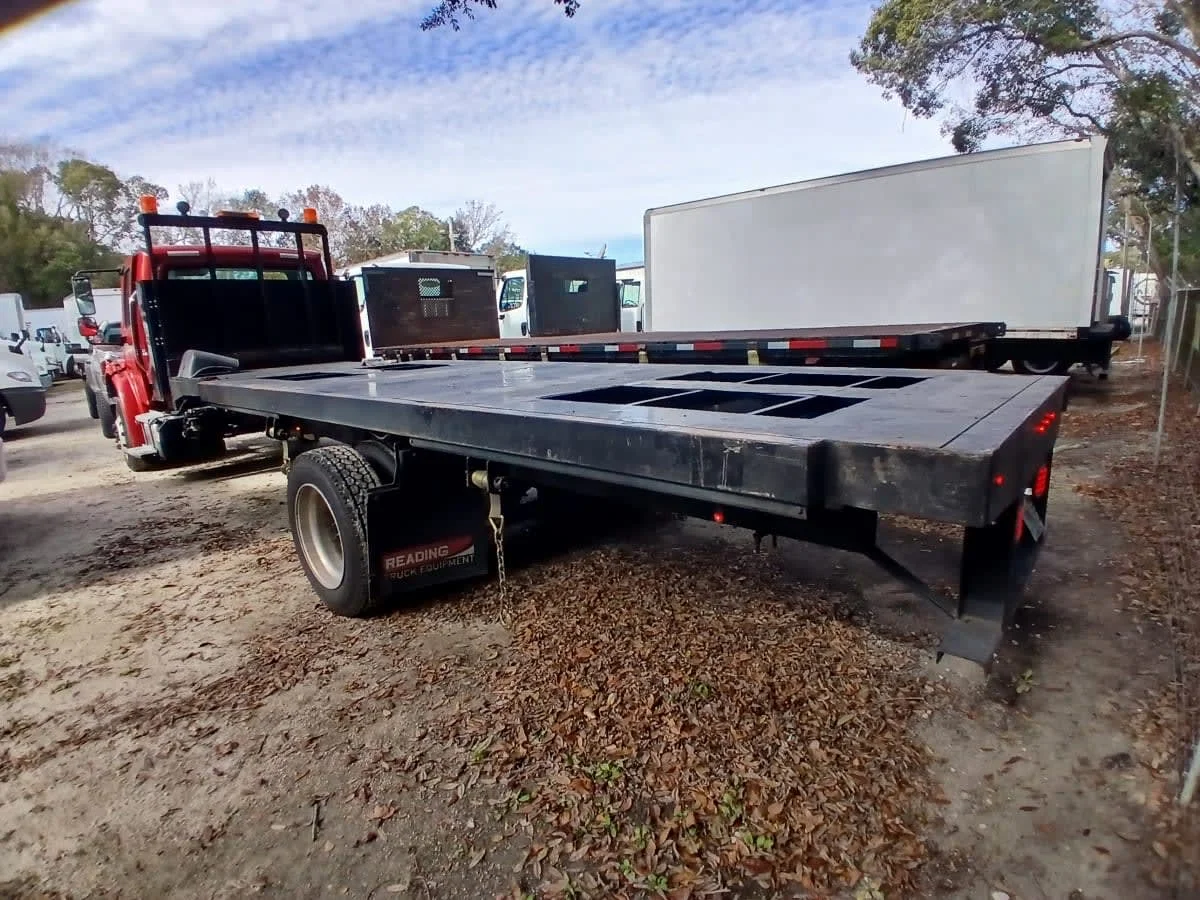 2020 Freightliner M2 106 in Atlanta, GA — photo 6