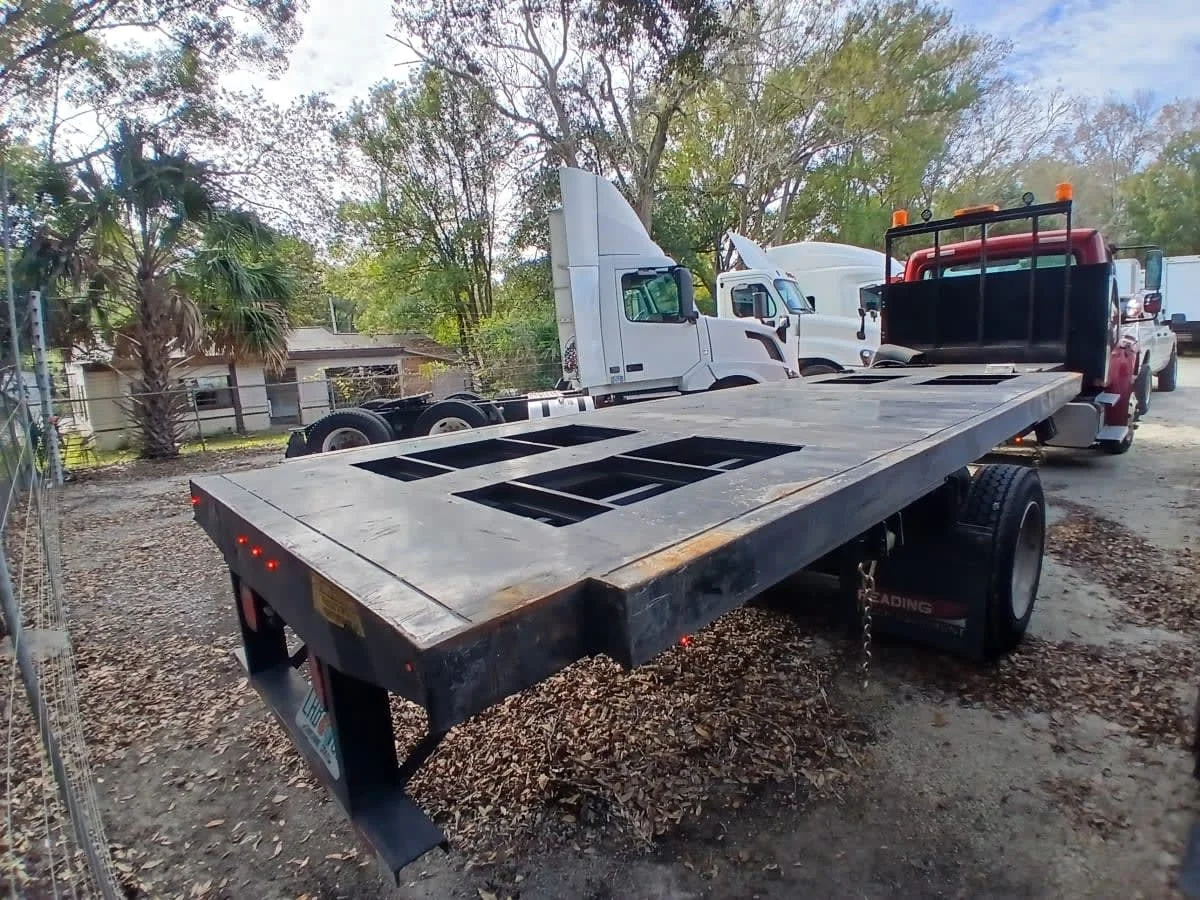 2020 Freightliner M2 106 in Atlanta, GA — photo 4