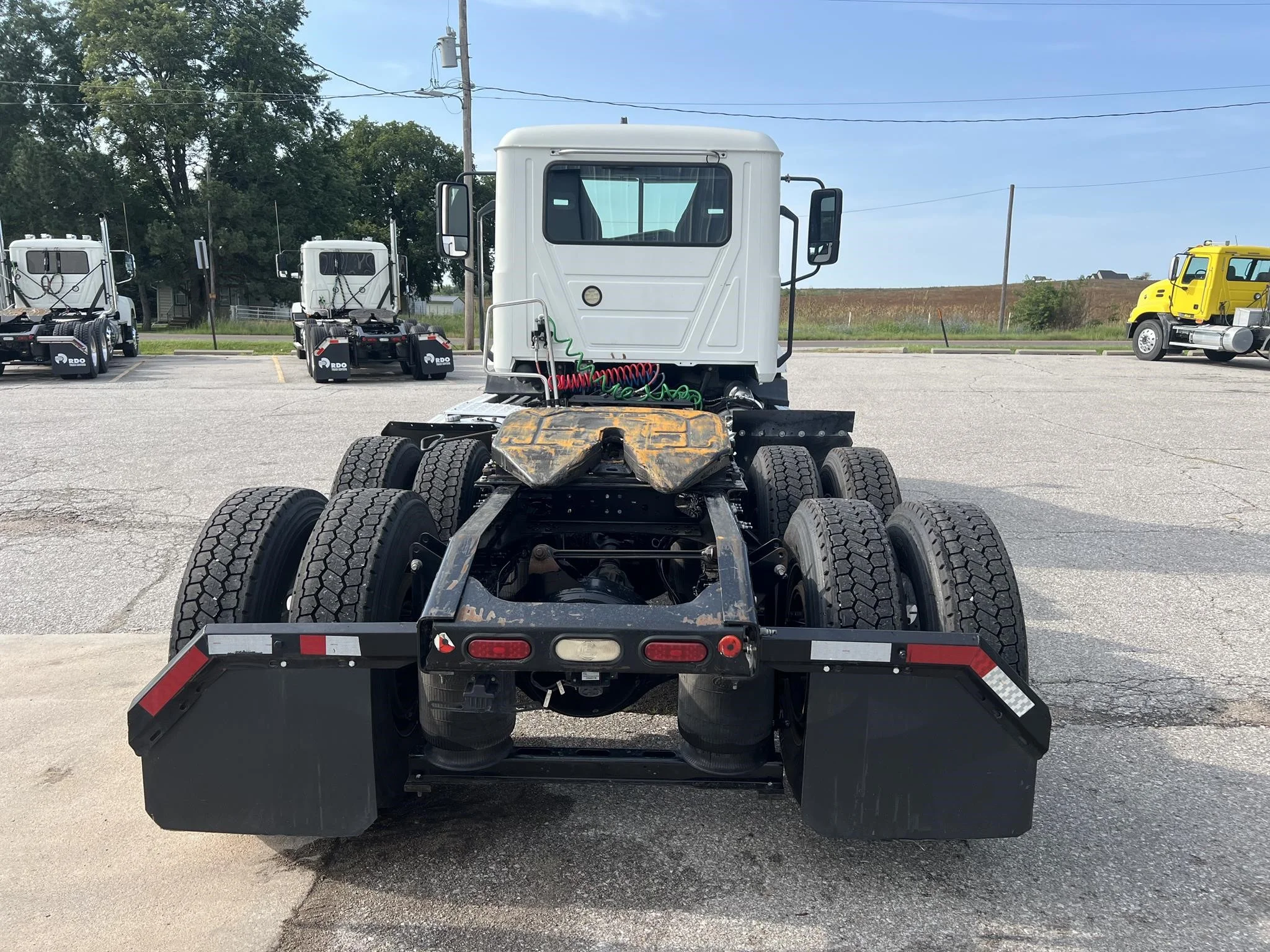 2020 Mack Anthem — photo 4