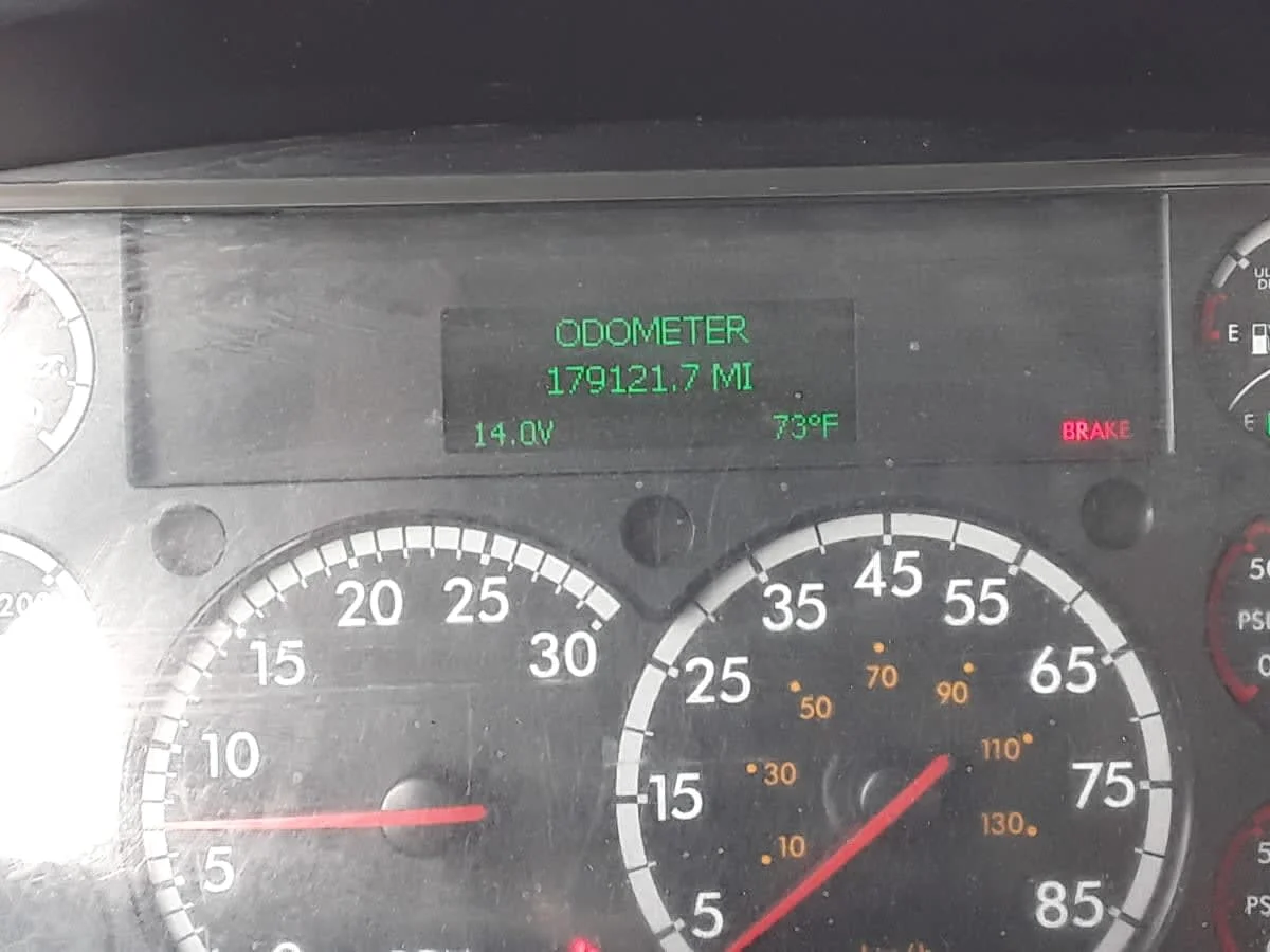 2019 Freightliner M2 106 - image 10