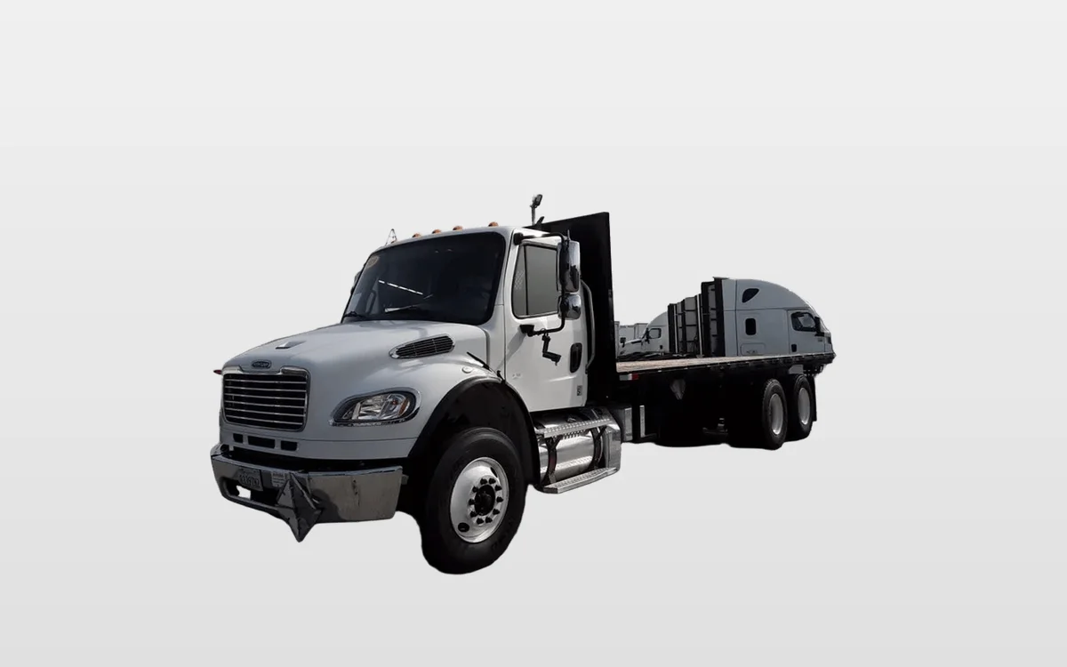 2019 Freightliner M2 106 - image 1