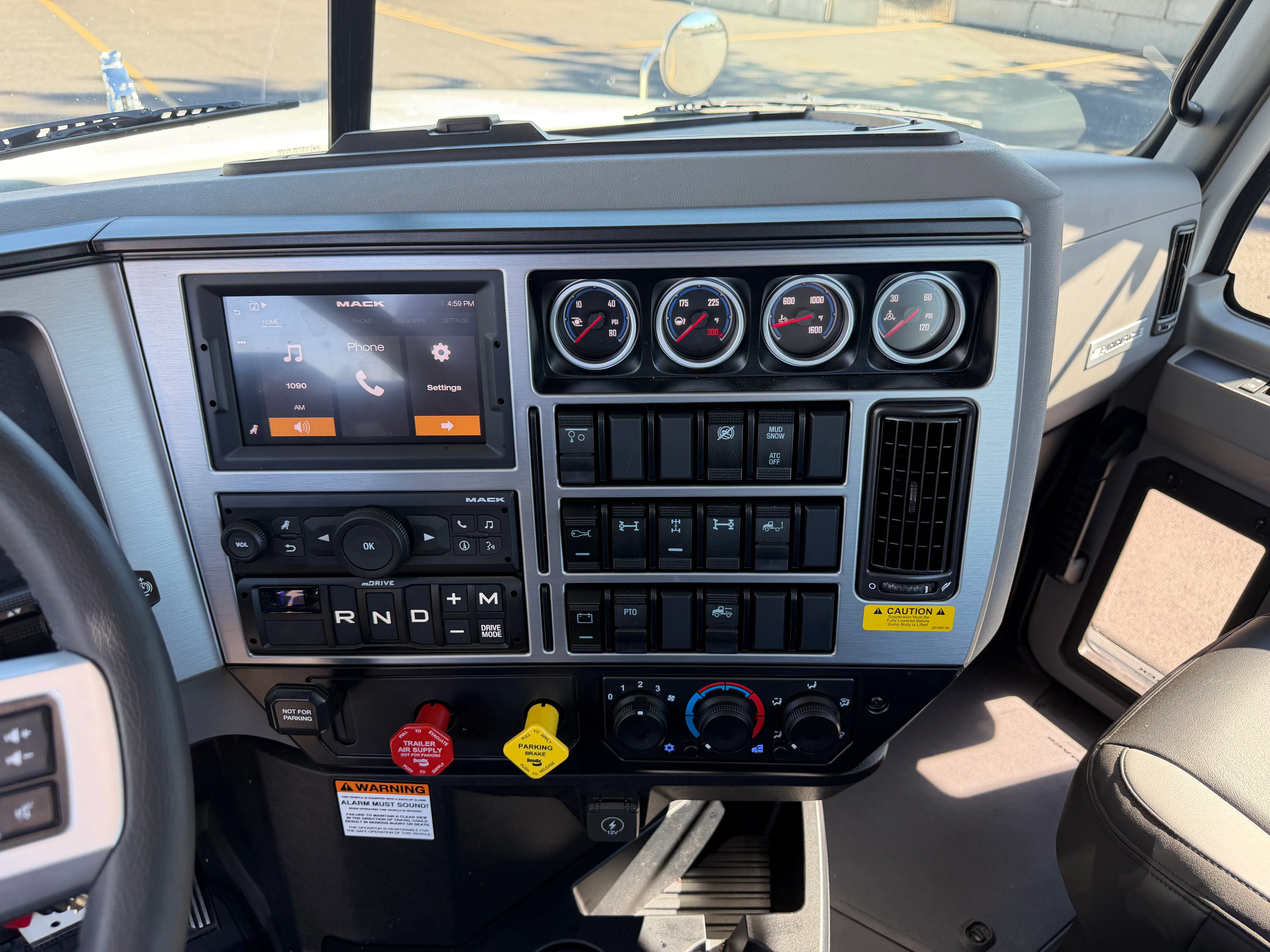 2027 Mack Pinnacle in Ellensburg, WA — photo 11