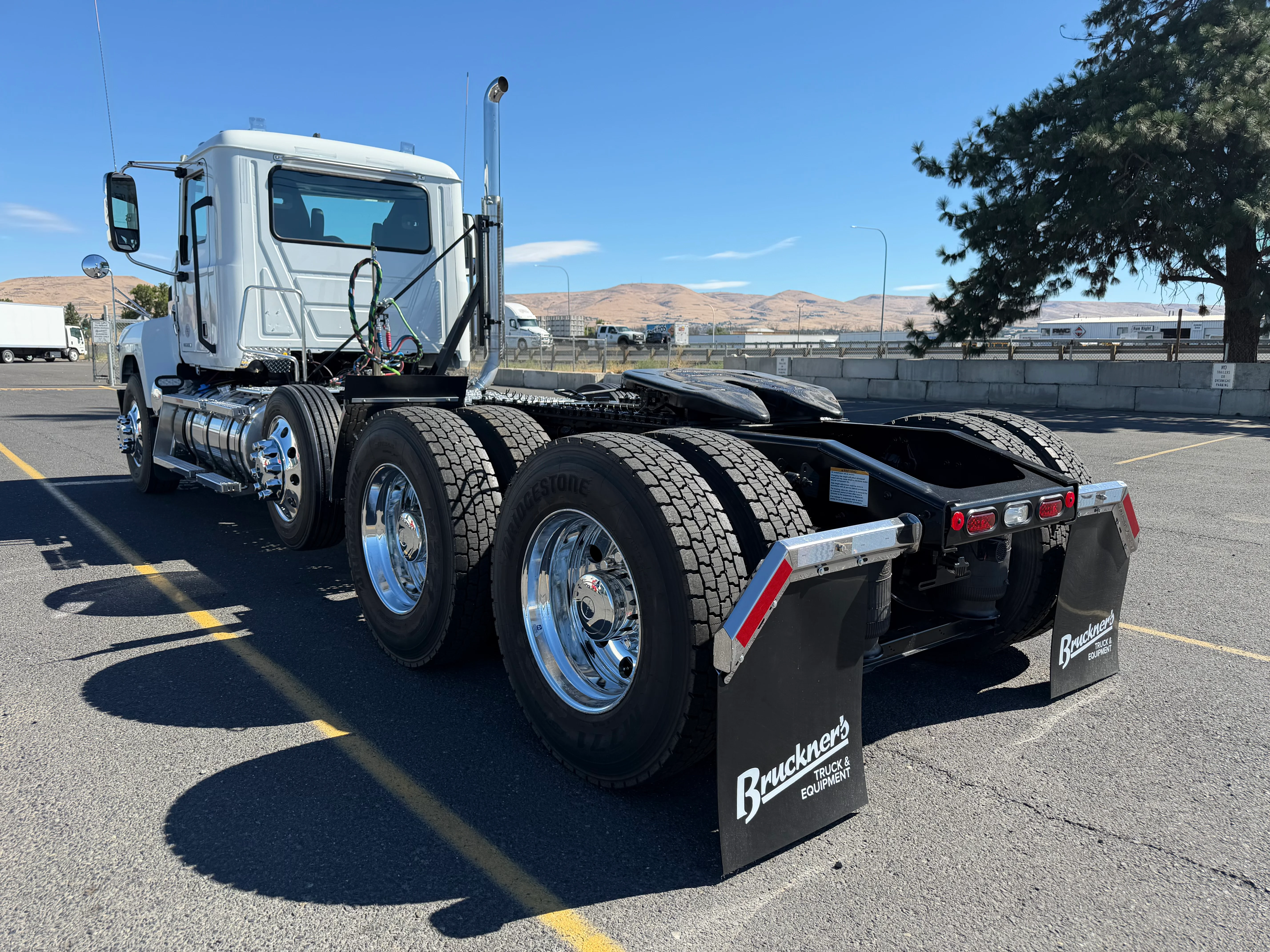 2027 Mack Pinnacle in Ellensburg, WA — photo 7