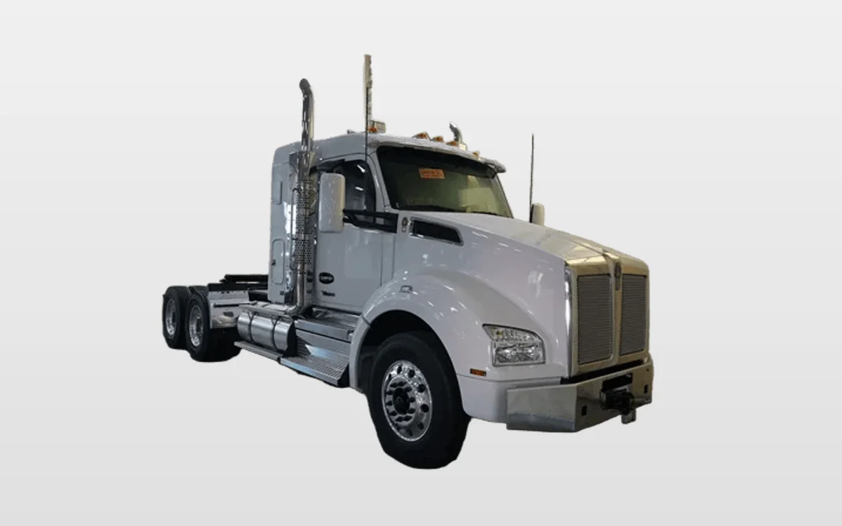 2026 Kenworth T880 - image 1