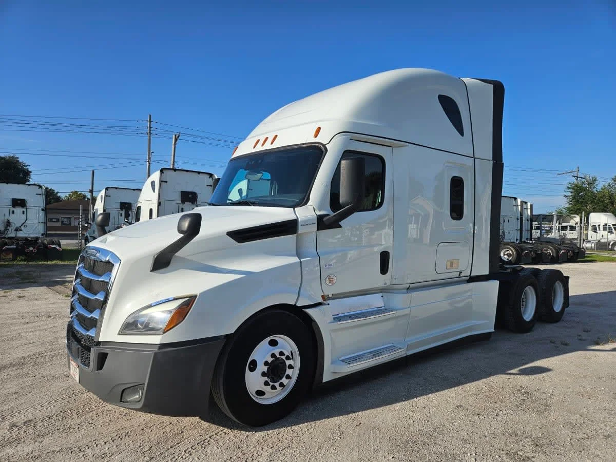 2022 Freightliner Cascadia