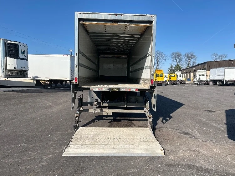 2021 International MV in Akron, OH — photo 9