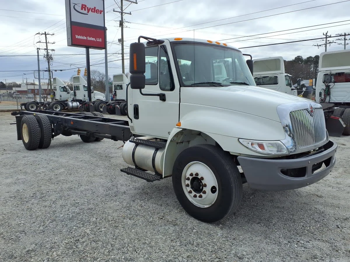 2019 International 4300 in Greenville, SC — photo 3