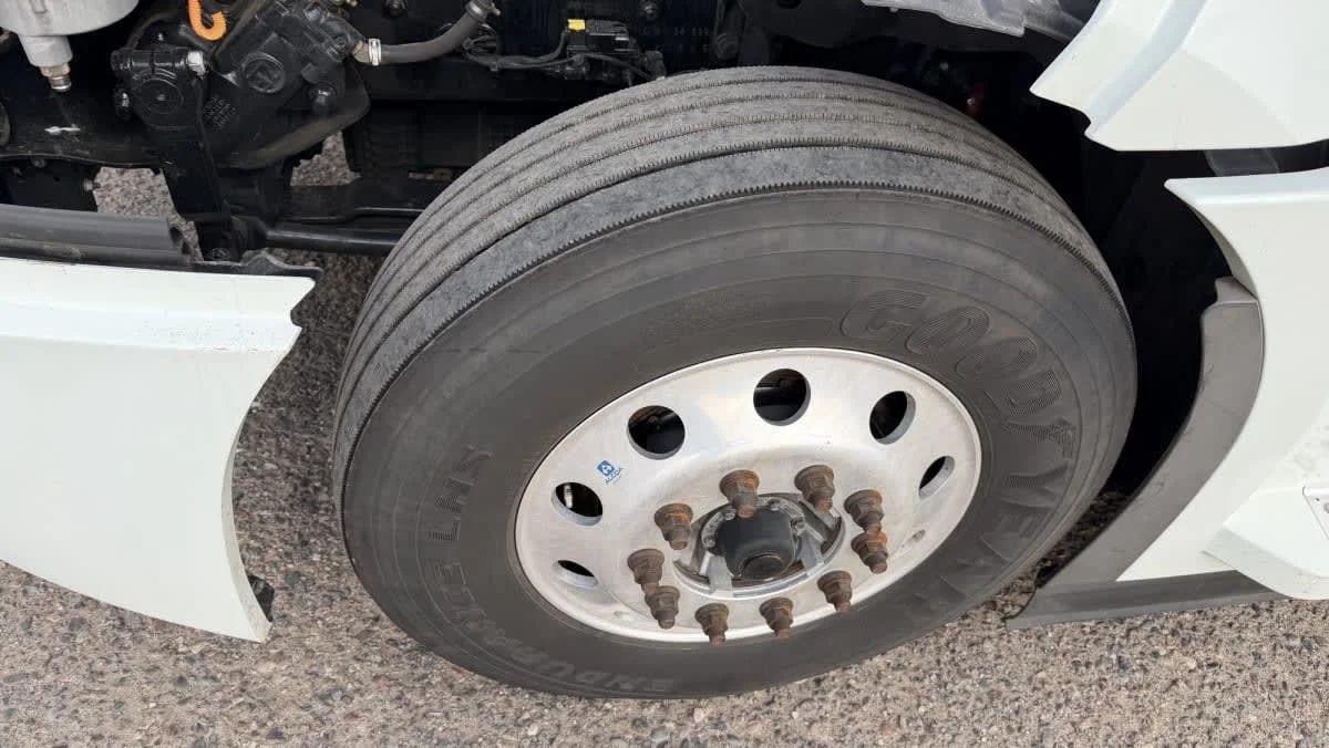 2022 Freightliner Cascadia in Phoenix, AZ — photo 17