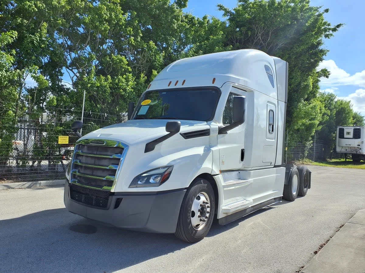 2022 Freightliner Cascadia