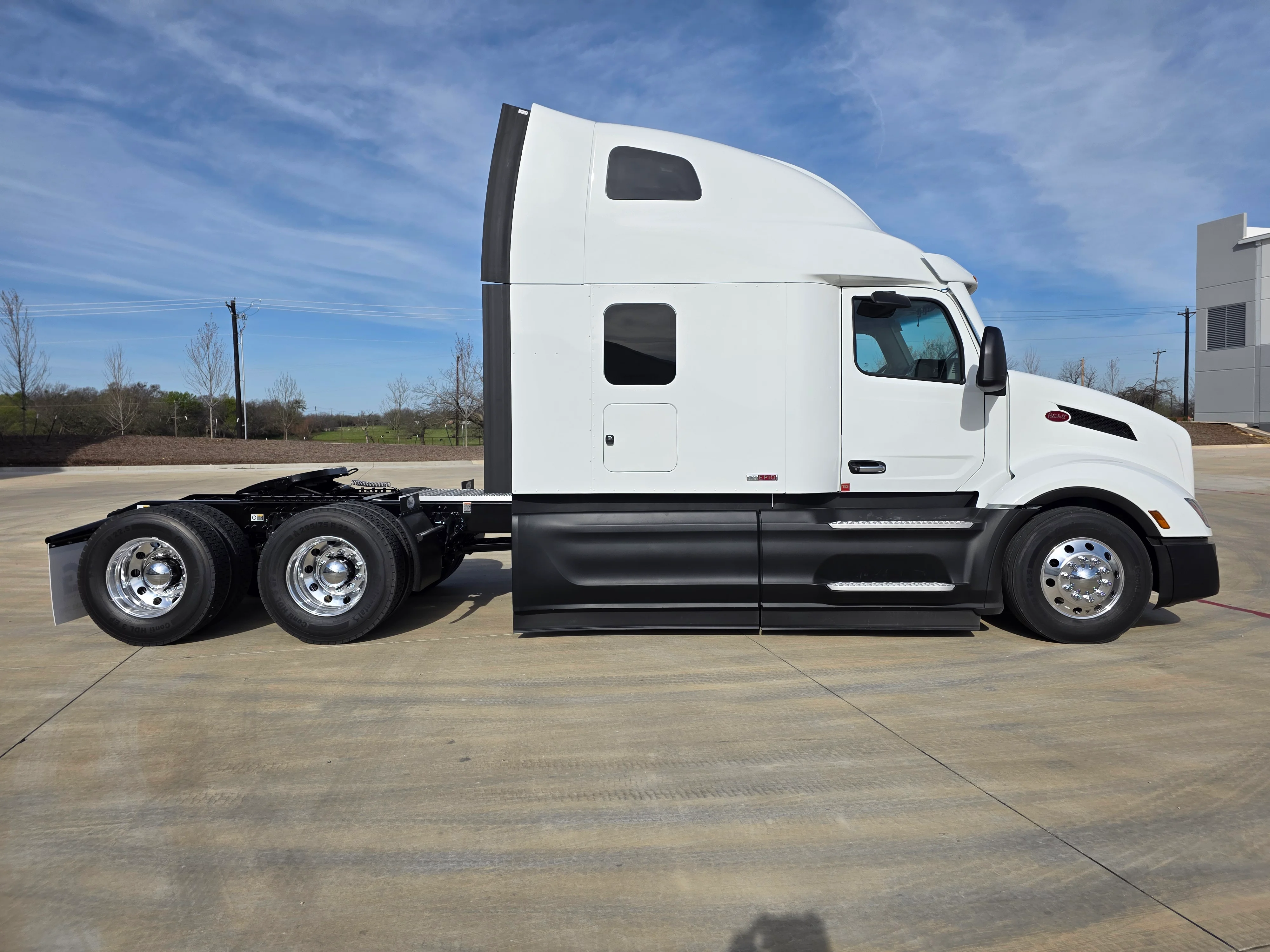 2027 Peterbilt 579 in O'fallon, MO — photo 6