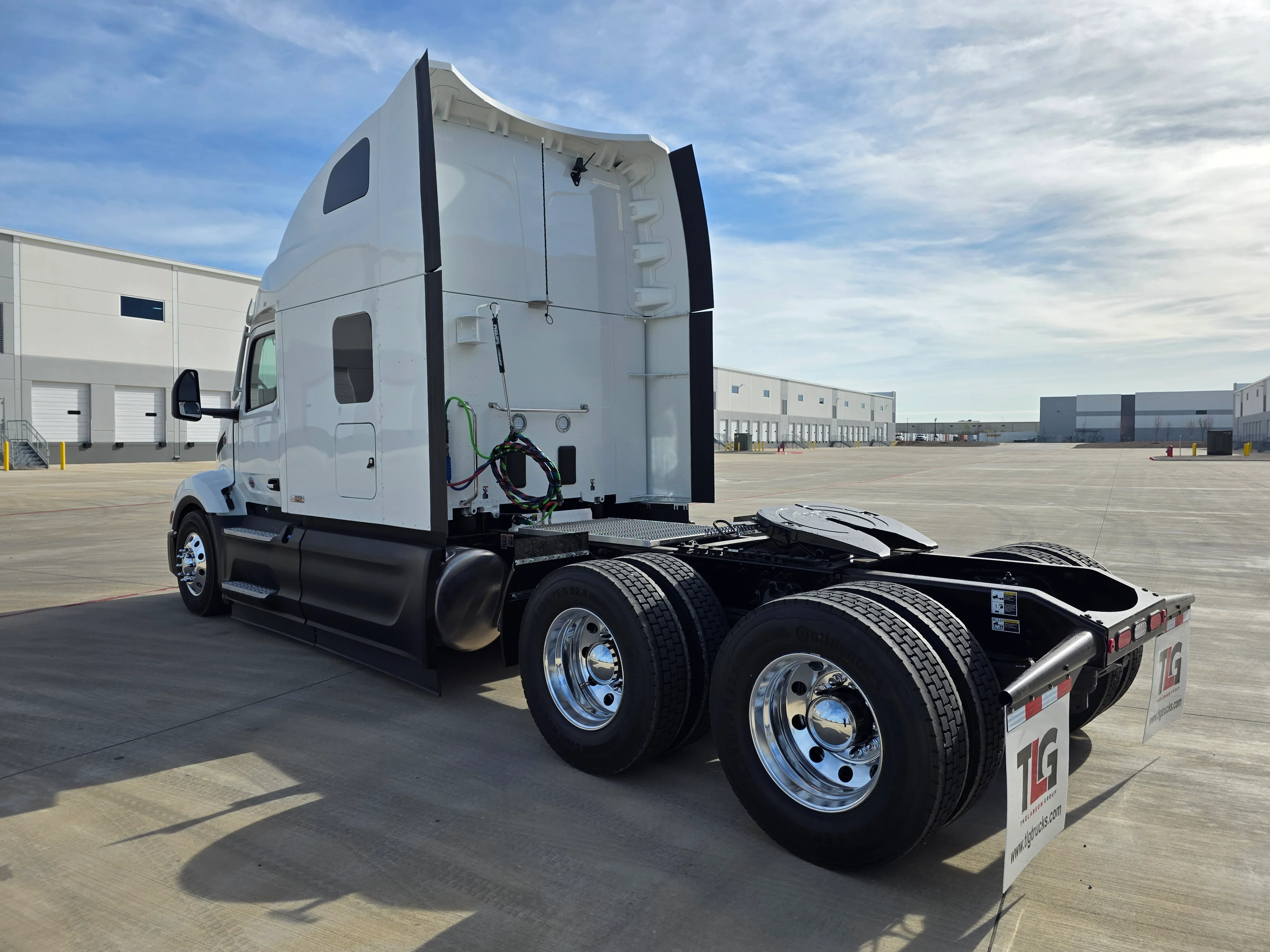 2027 Peterbilt 579 in O'fallon, MO — photo 3