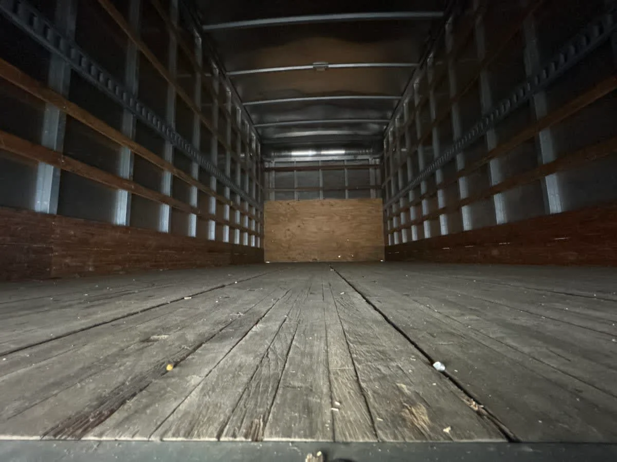 2019 Isuzu NPR - image 8