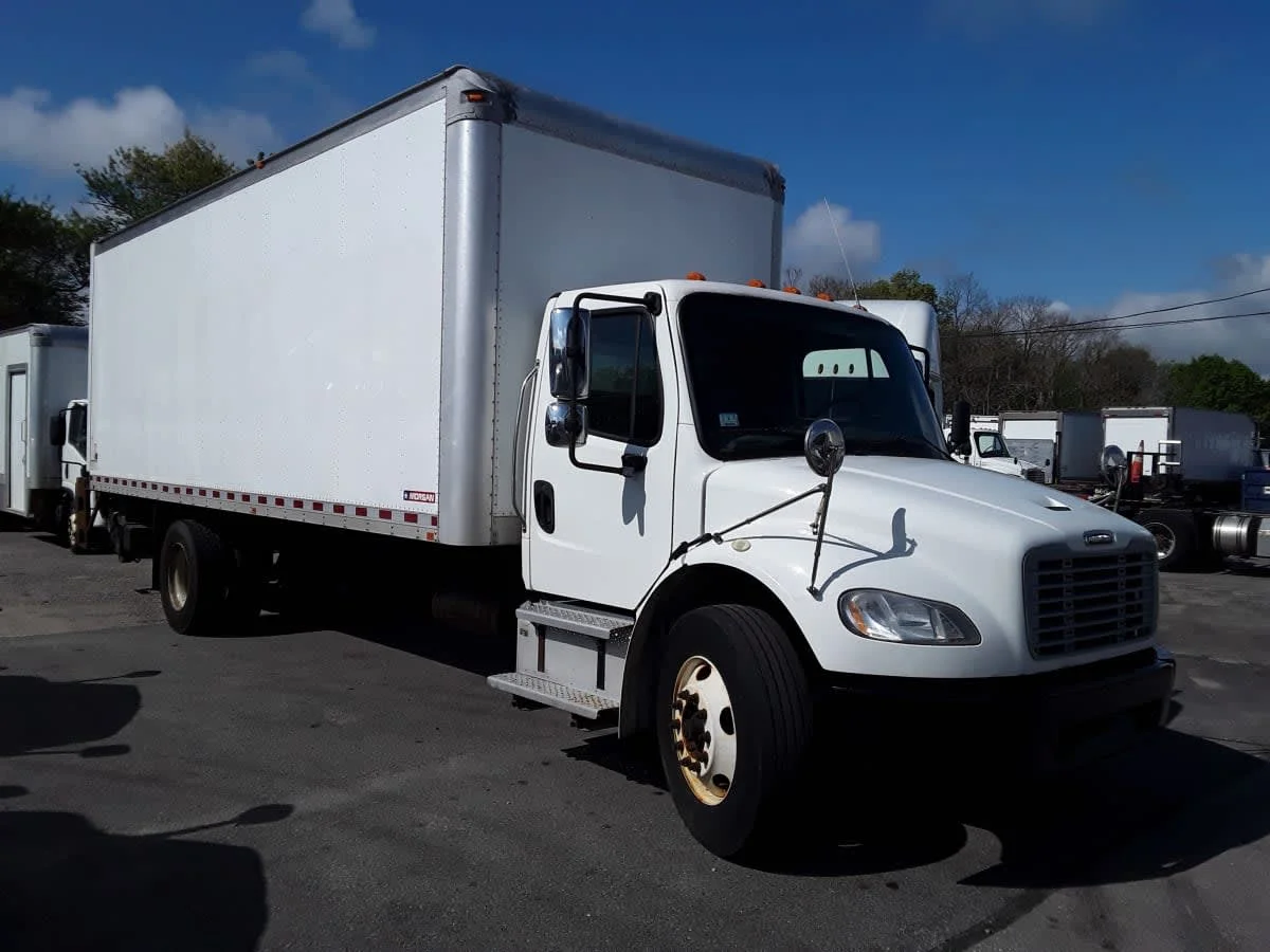2016 Freightliner M2 106 - image 3