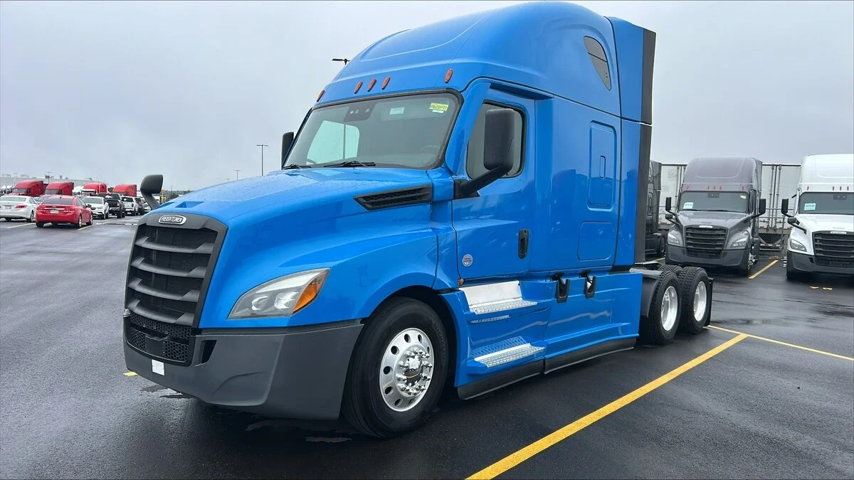 2022 Freightliner Cascadia