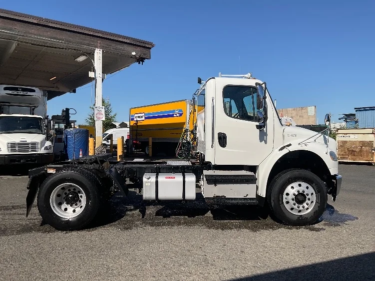 2017 Freightliner eM2 in Tacoma, WA — photo 8