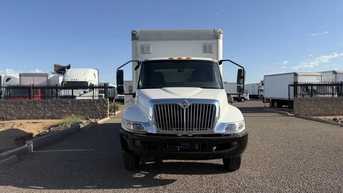 2021 International MV in Phoenix, AZ — photo 2