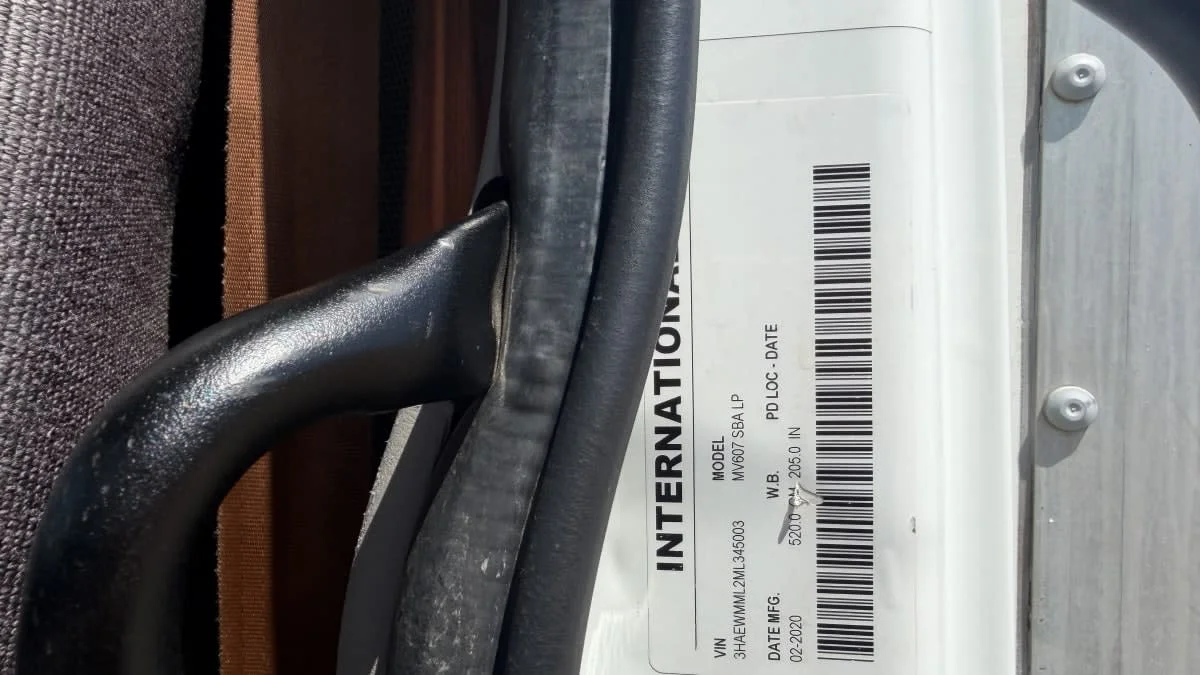 2021 International MV in Phoenix, AZ — photo 15