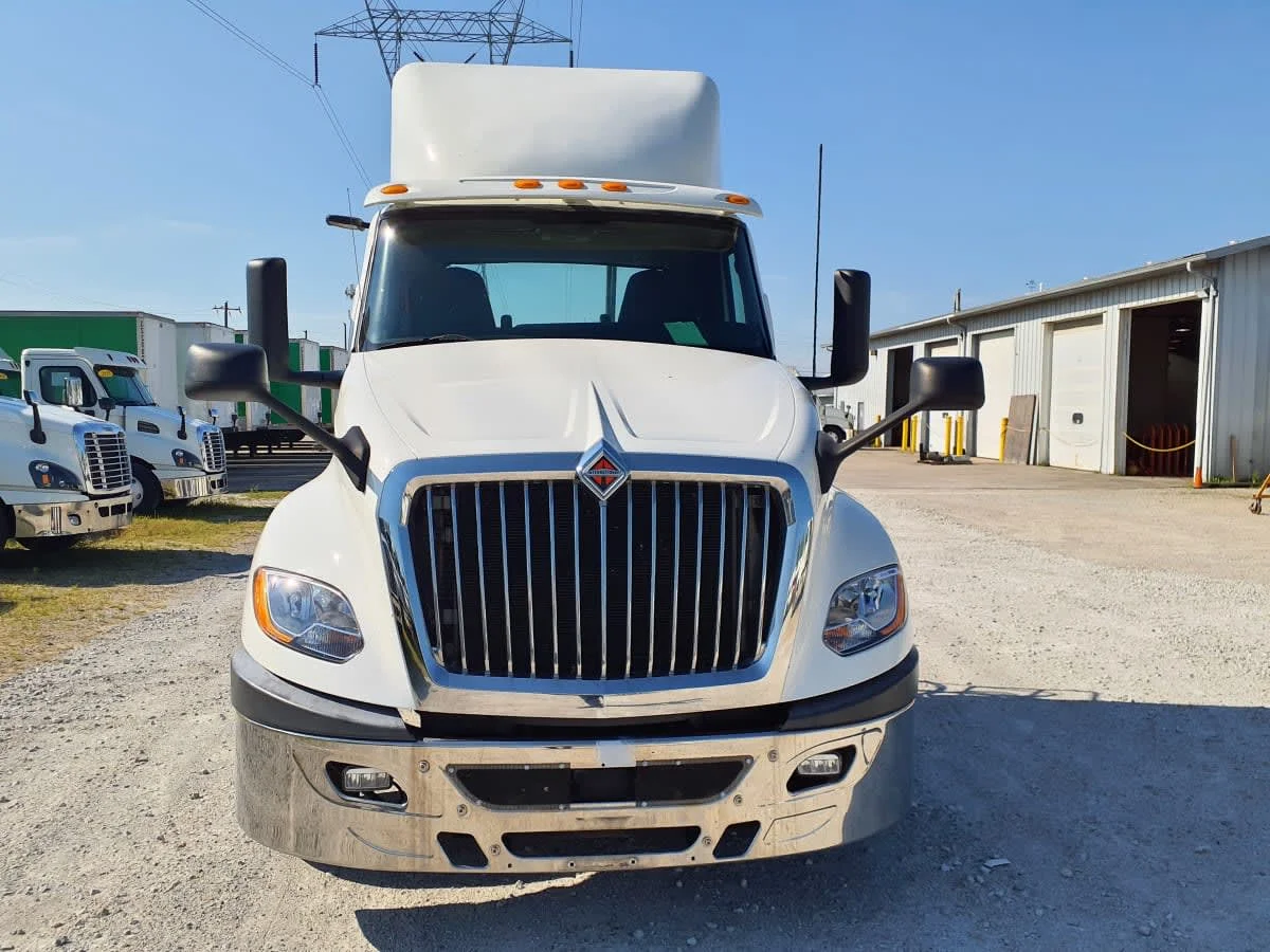 2019 International LT in Indianapolis, IN — photo 2