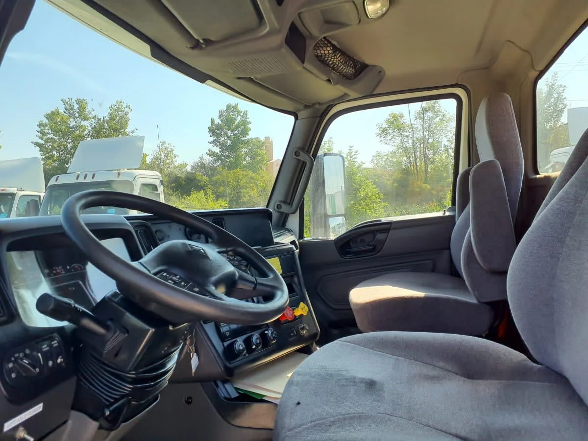 2019 International LT in Indianapolis, IN — photo 7