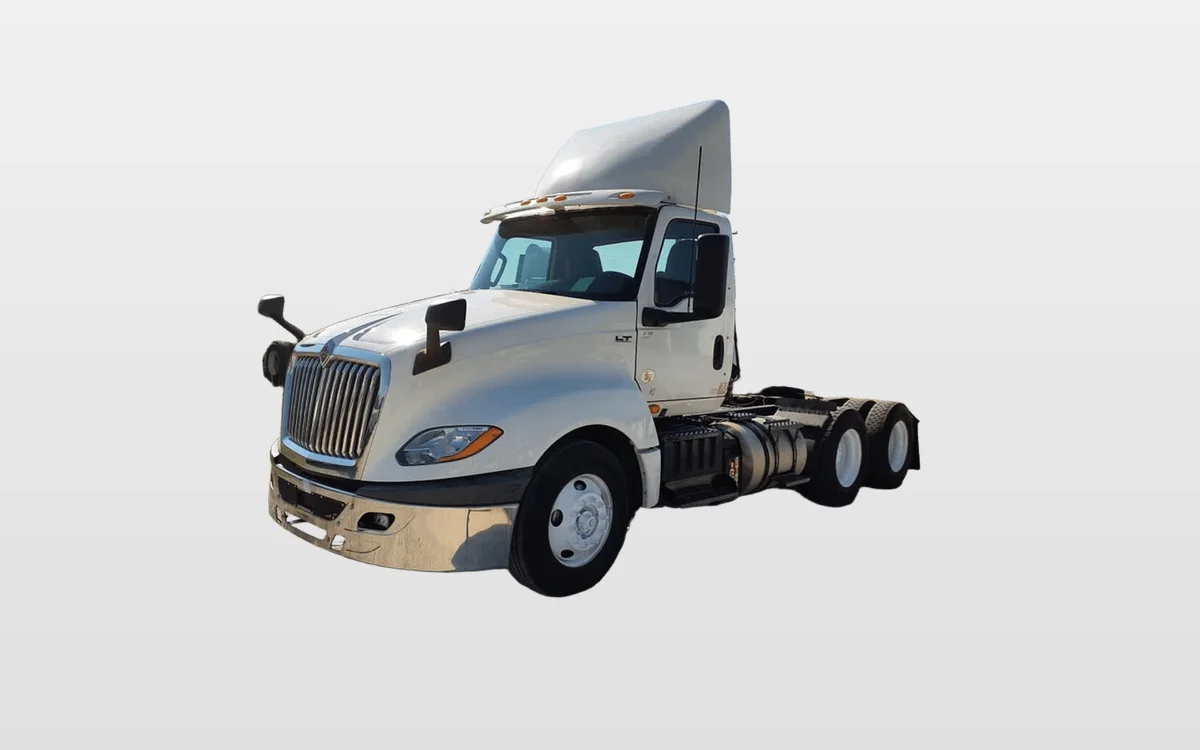 2019 International - image 1