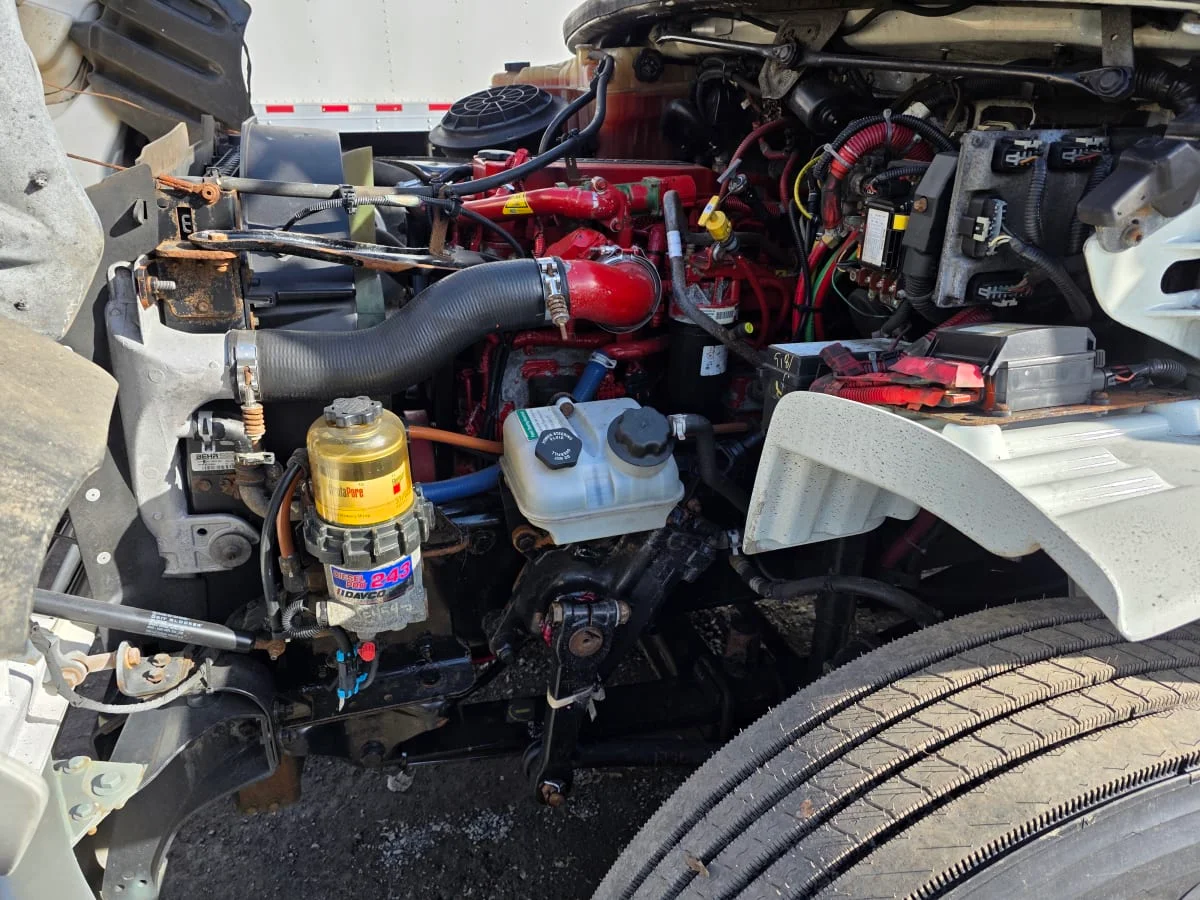 2017 Freightliner M2 106 - image 10