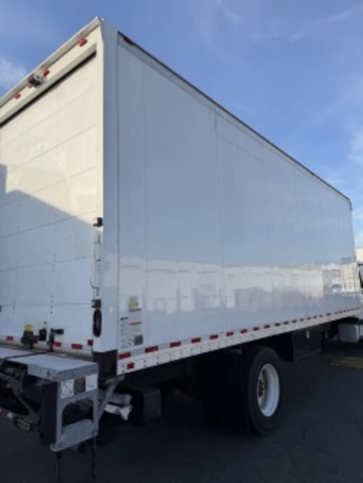 2017 Freightliner M2 106 in Farmingdale, NY — photo 6