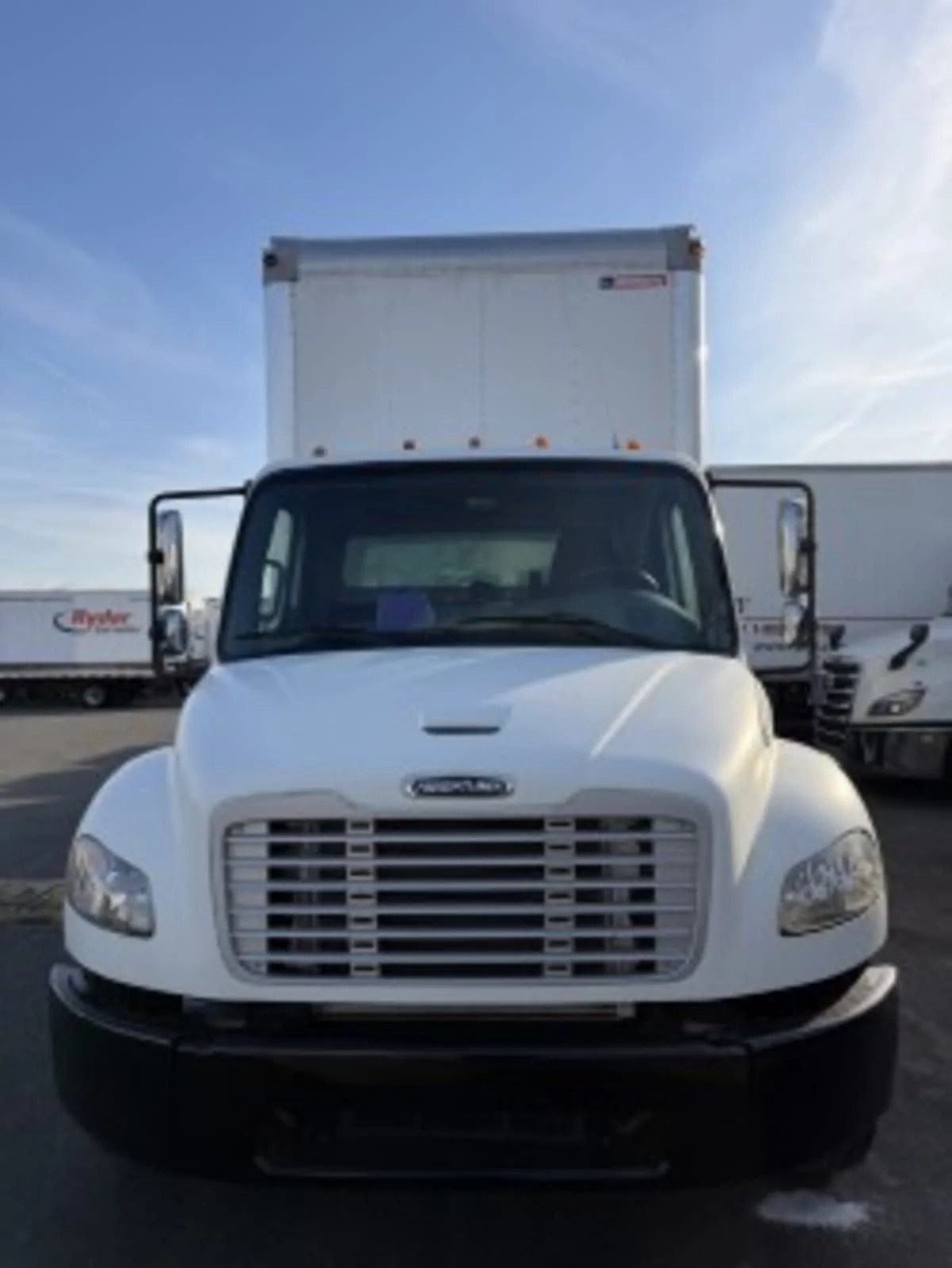 2017 Freightliner M2 106 - image 2