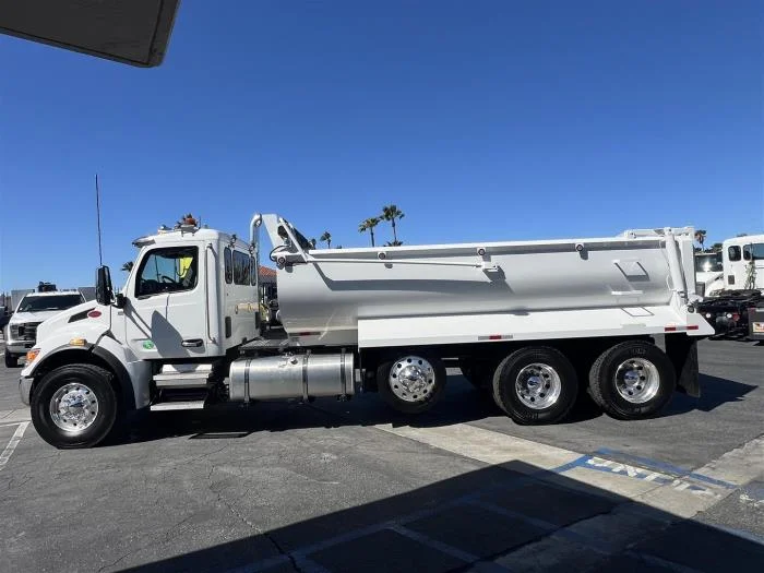 2026 Peterbilt 548 in Los Angeles, CA — photo 12