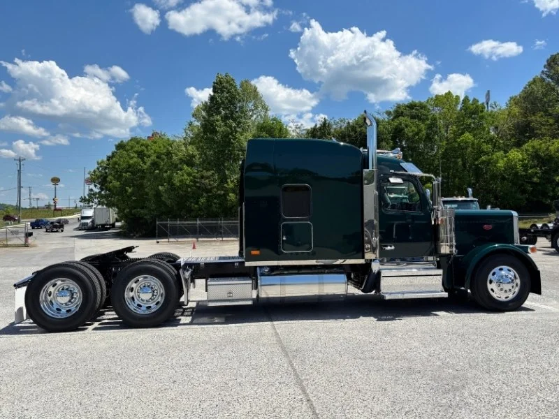 2027 Peterbilt 589 in Knoxville, TN — photo 7