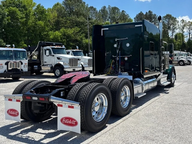 2027 Peterbilt 589 in Knoxville, TN — photo 12