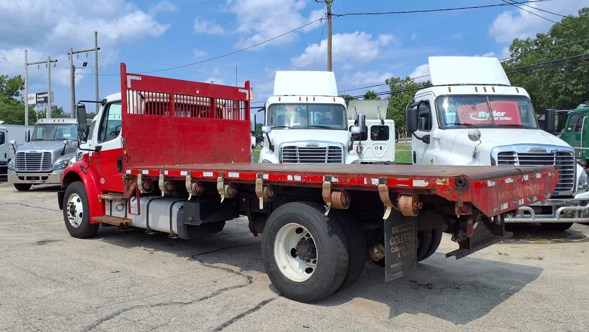 2018 Freightliner M2 106 in Warwick, RI — photo 6