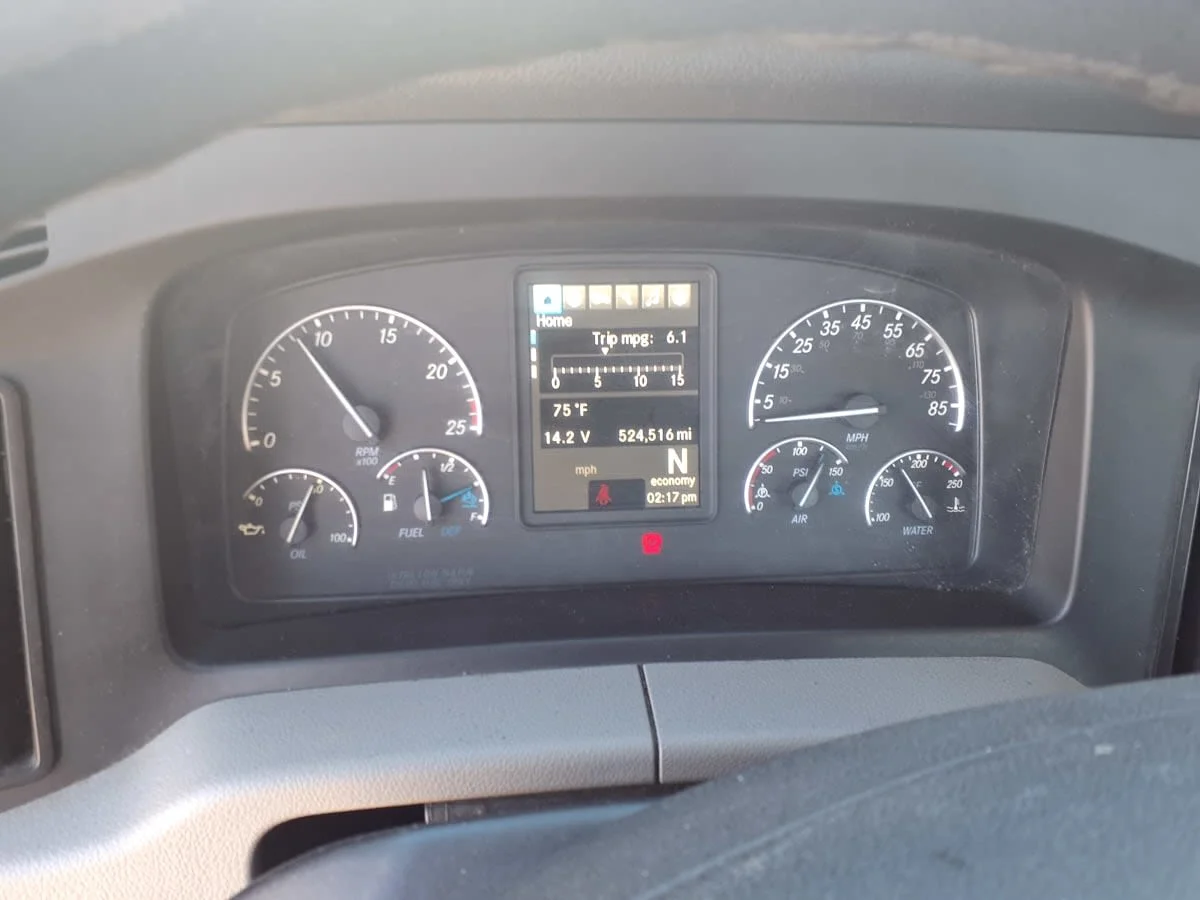 2020 Freightliner Cascadia in Fort Worth, TX — photo 10