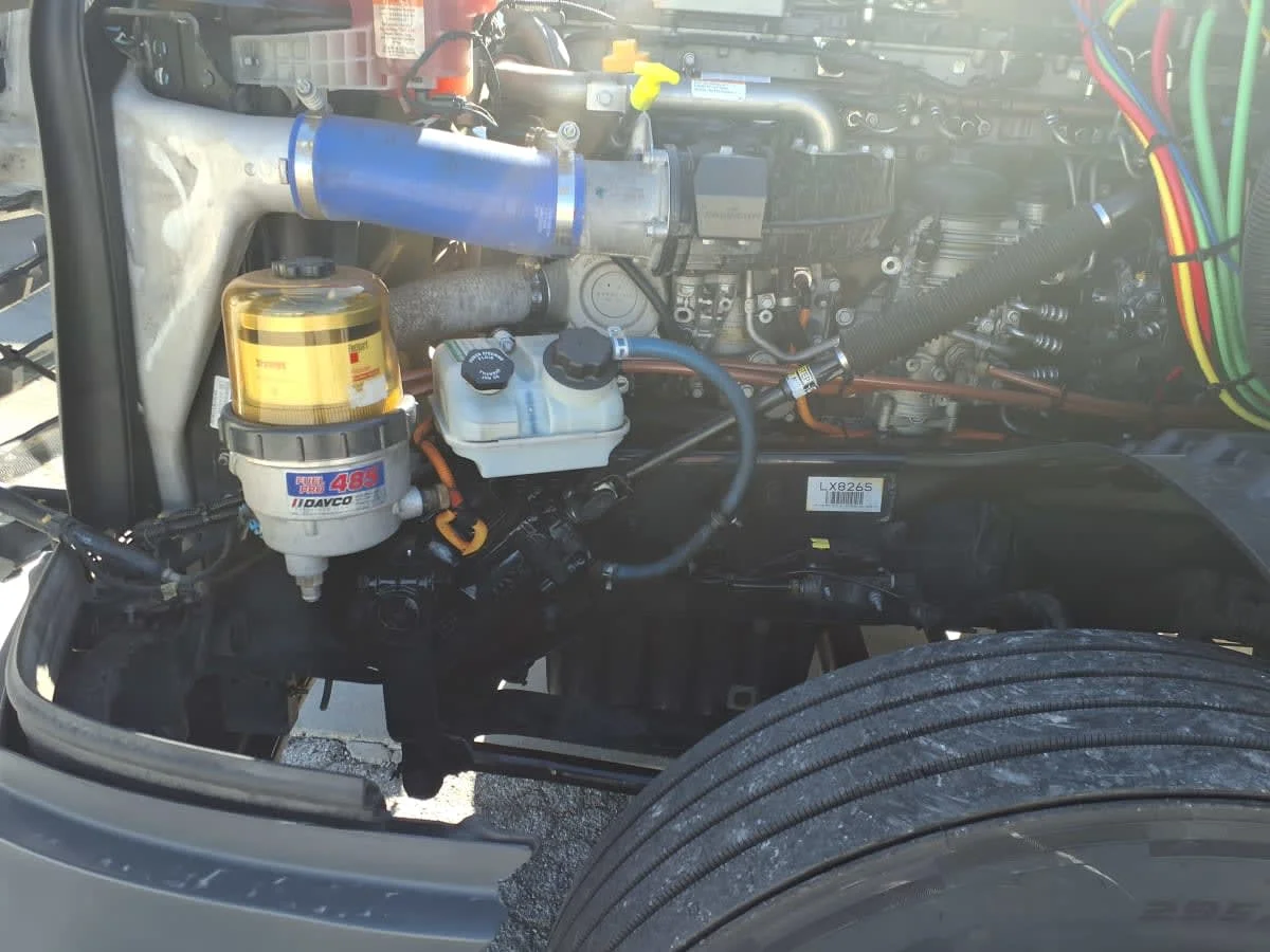 2020 Freightliner Cascadia in Fort Worth, TX — photo 8