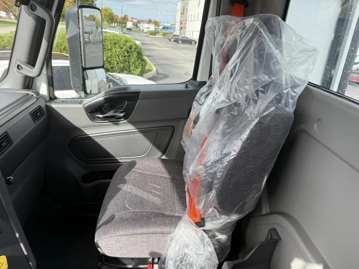 2026 International LT - image 10