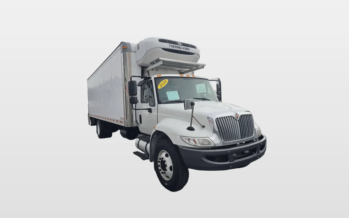 2019 International 4300 - image 1