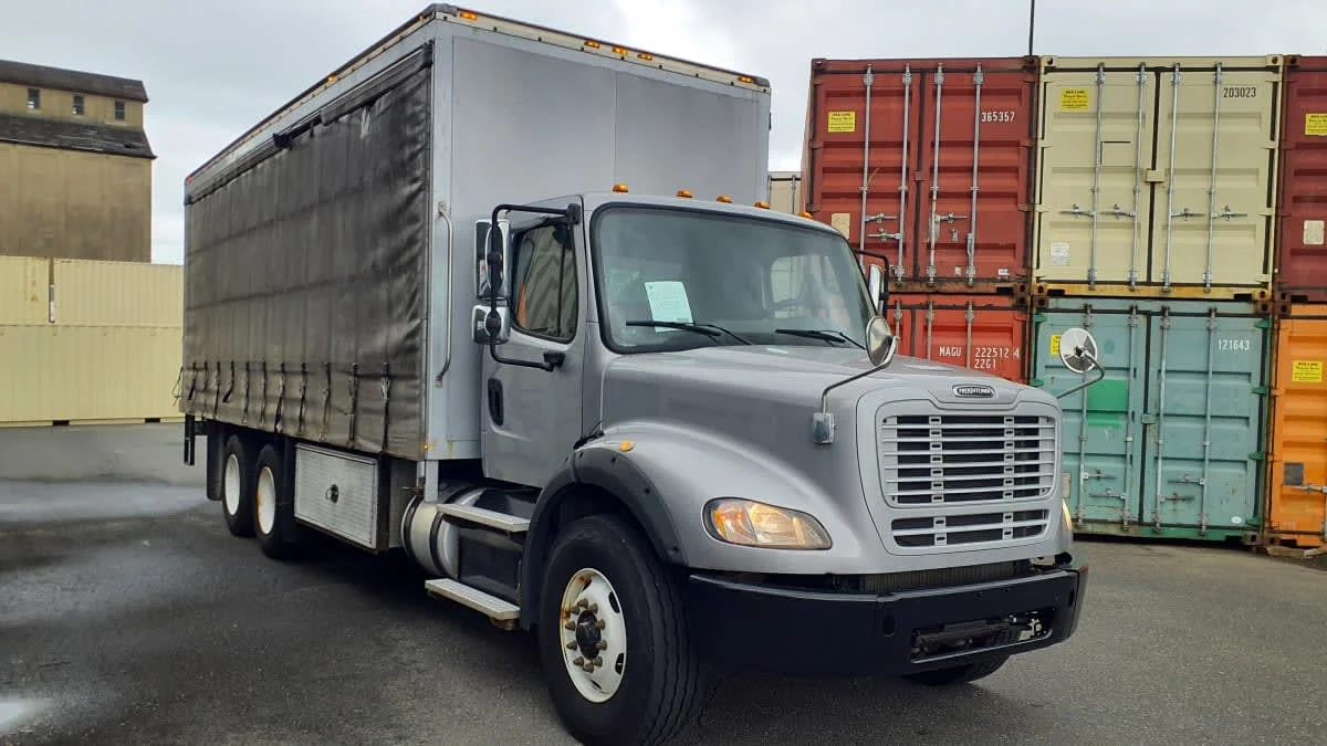 2015 Freightliner M2 112 in Springfield, MA — photo 3
