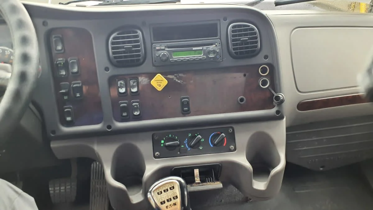 2015 Freightliner M2 112 in Springfield, MA — photo 7