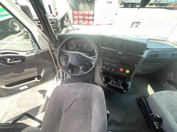 2020 International LT in Richmond, VA — photo 10