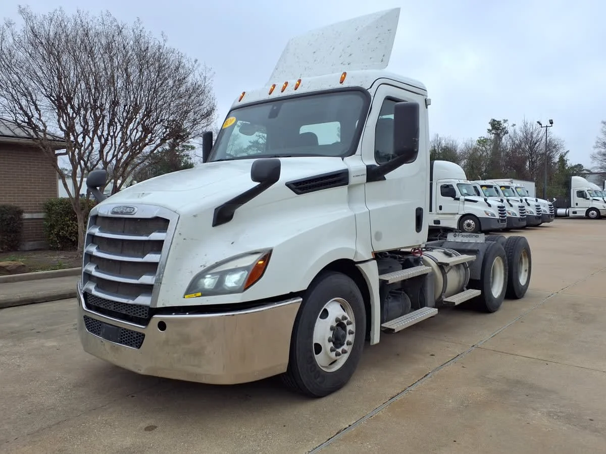 2020 Freightliner Cascadia in Houston, TX