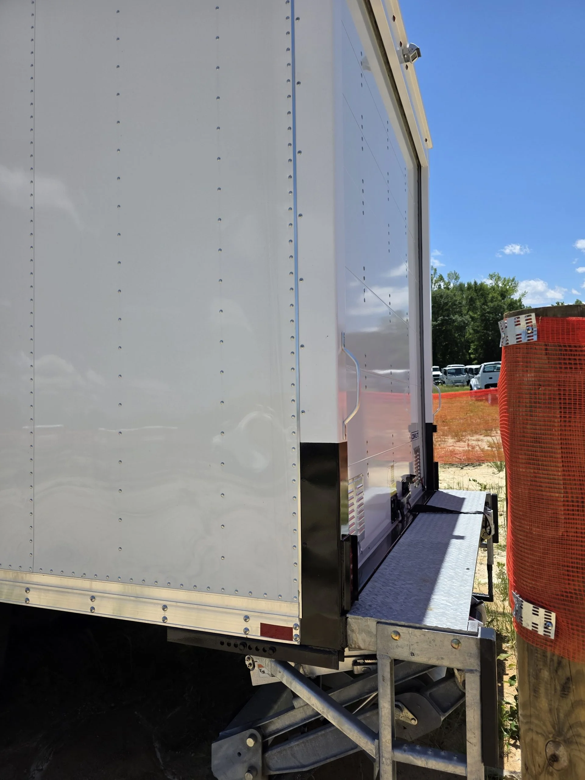 2025 Kenworth T280 - image 4