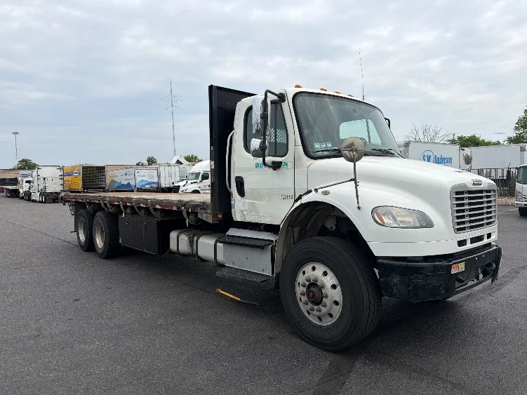 2016 Freightliner eM2