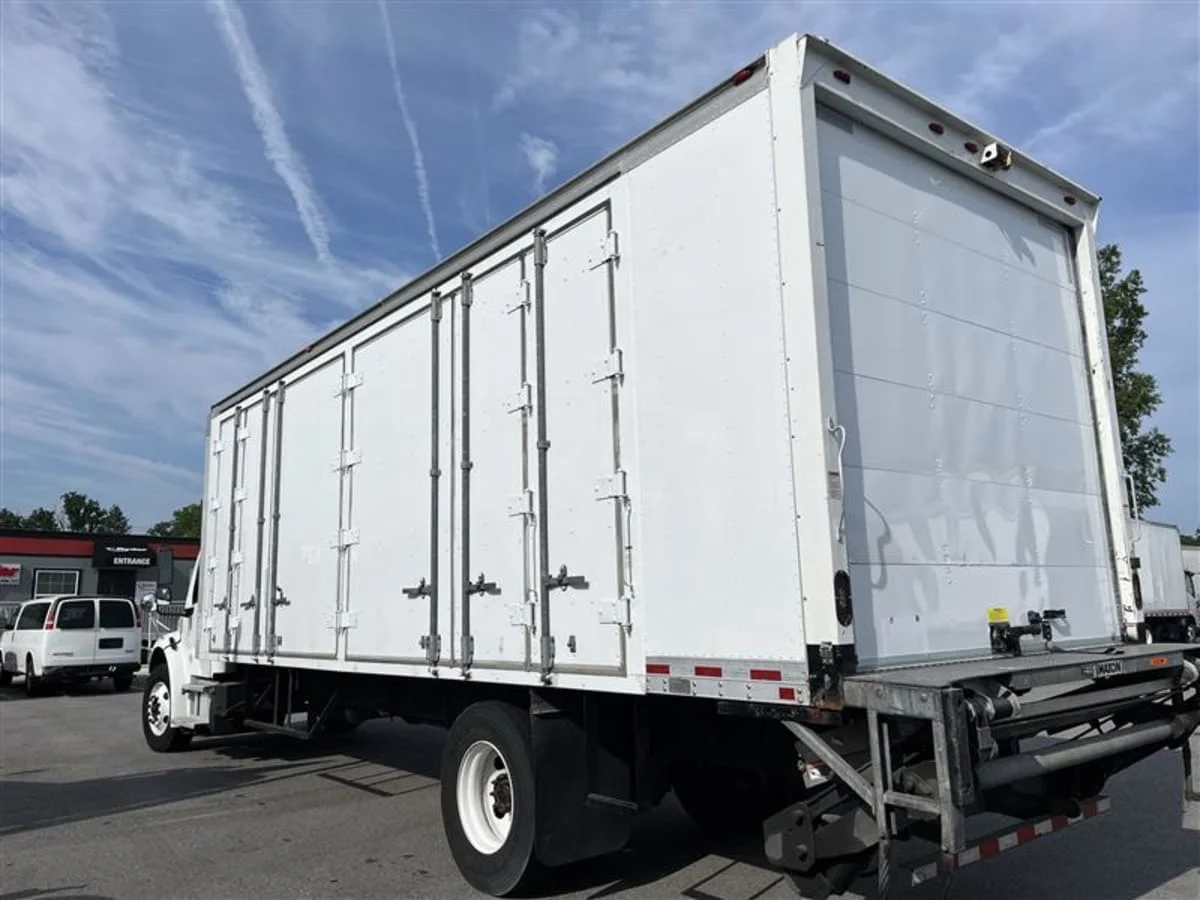 2019 Freightliner M2 106 - image 6