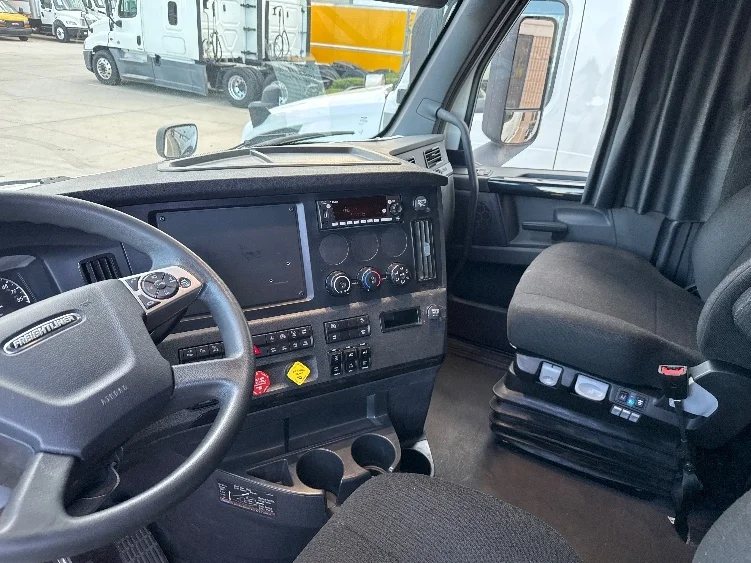 2024 Freightliner Cascadia in Salt Lake City, UT — photo 10