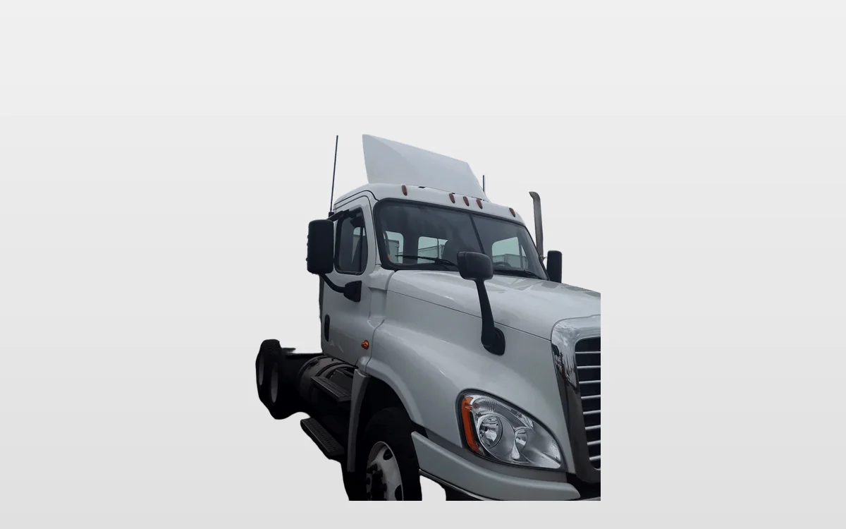 2018 Freightliner - image 1